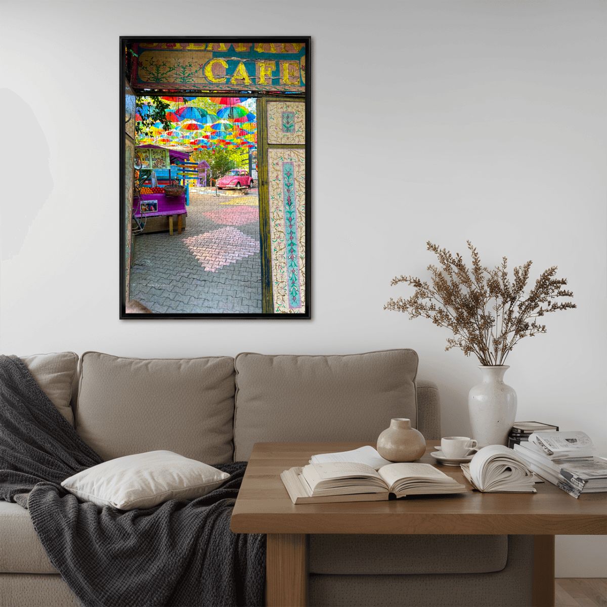 Cafe Fener-Balat, Istanbul Wooden Jigsaw Puzzle 1000 pcs (Vertical)