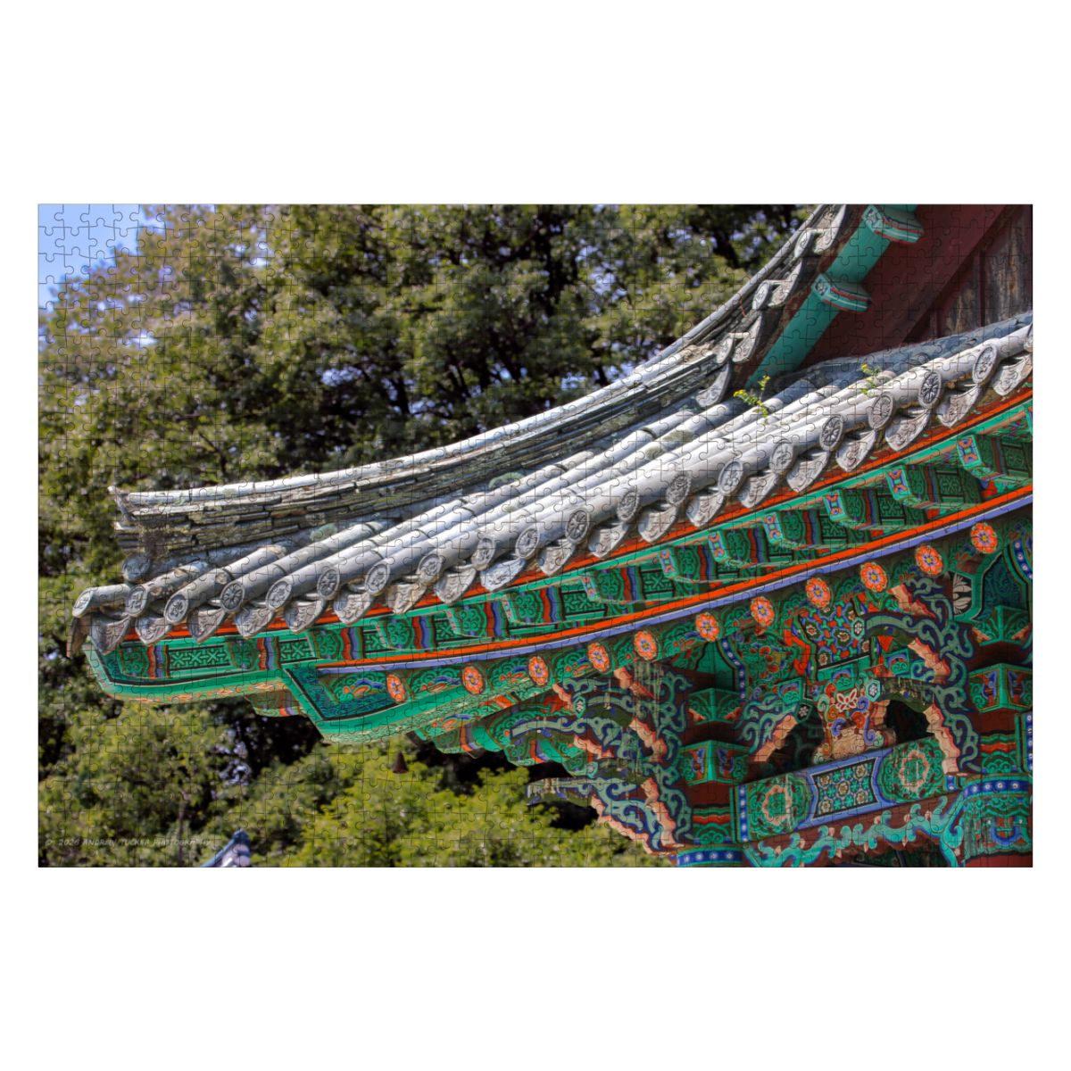 Changgyeonggung Palace Roof, South Korea; Wooden Jigsaw Puzzle 1000 pcs (Horizontal)